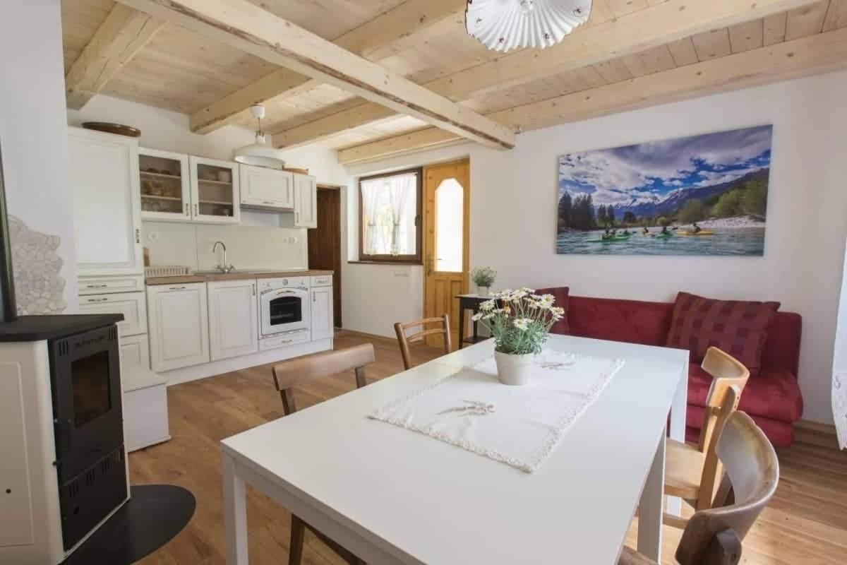Apartma Mlekuz Bovec Zewnętrze zdjęcie